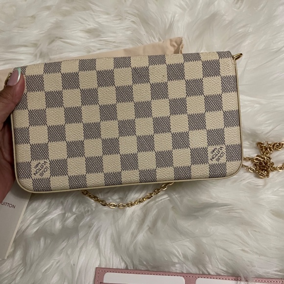 COPY - Louis Vuitton Felicie Bag - Picture 7 of 11